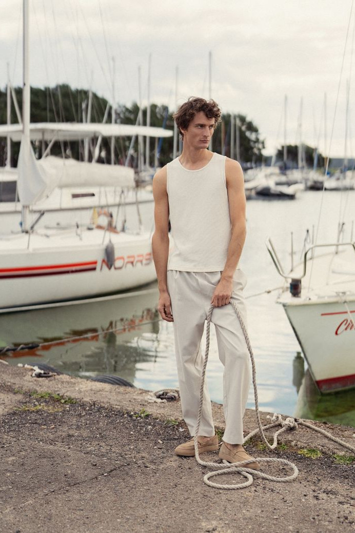 Ärmelloses T-Shirt mit Milchprotein