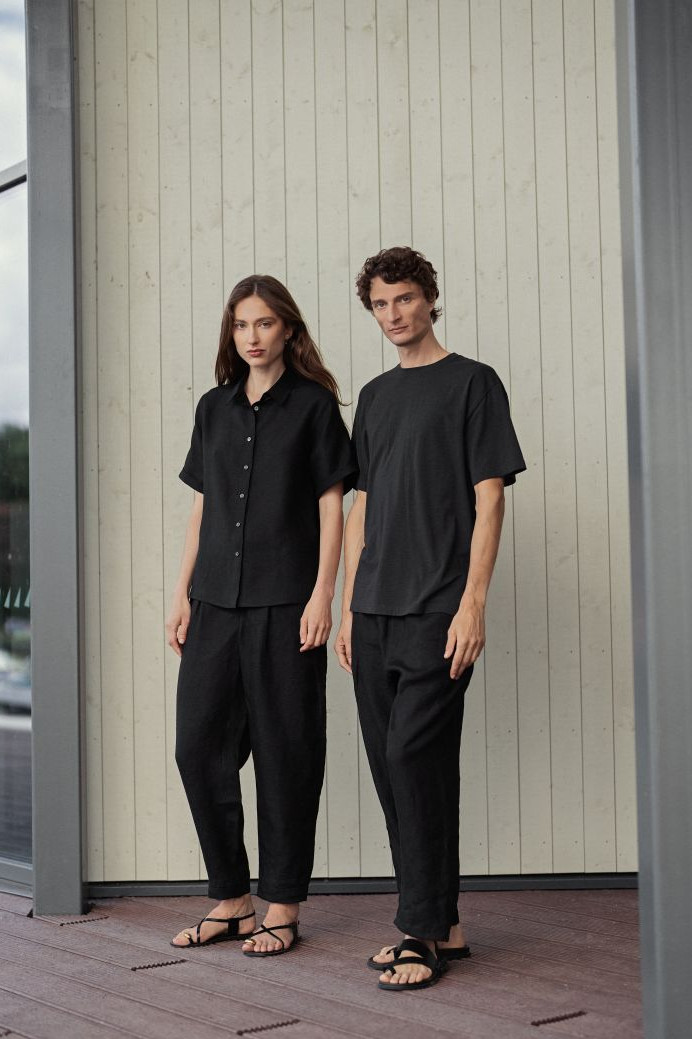 T-shirt with Coffee Carbon