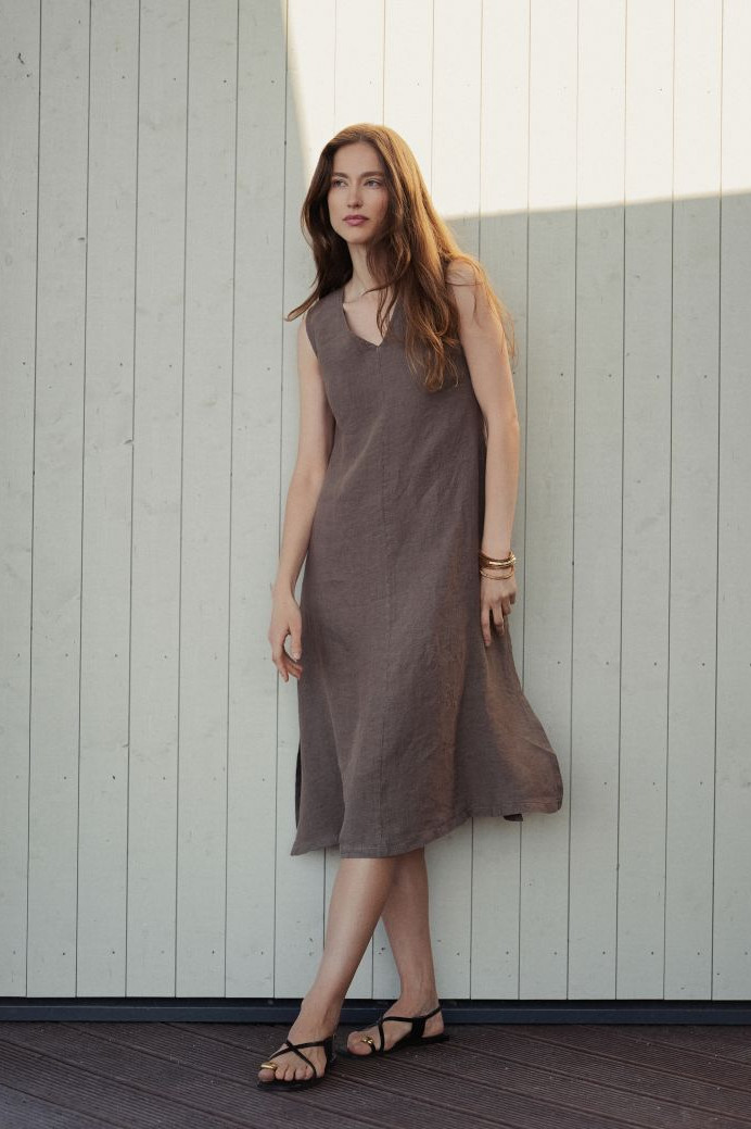 Linen sleeveless long dress