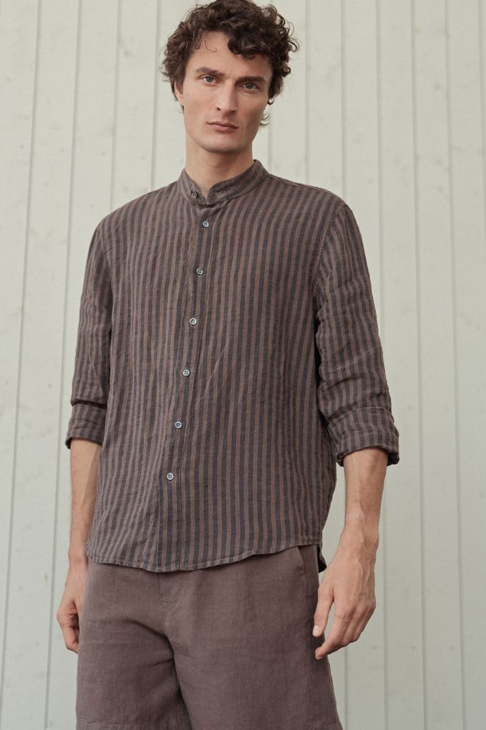 Linen shirt with stand-up collar