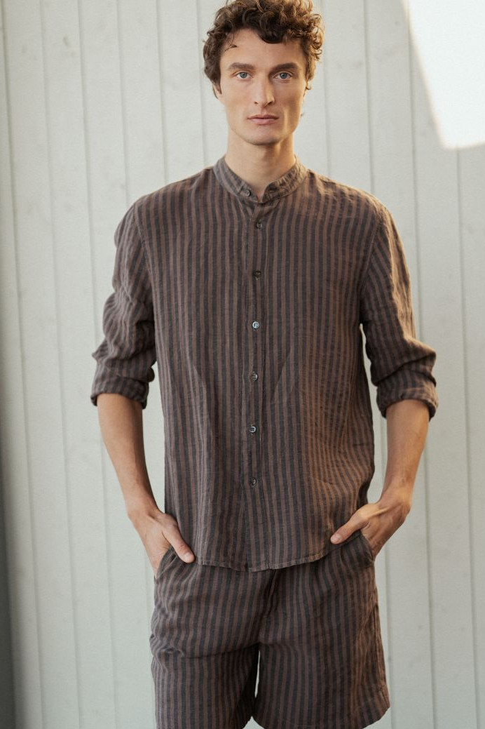 Linen shirt with stand-up collar