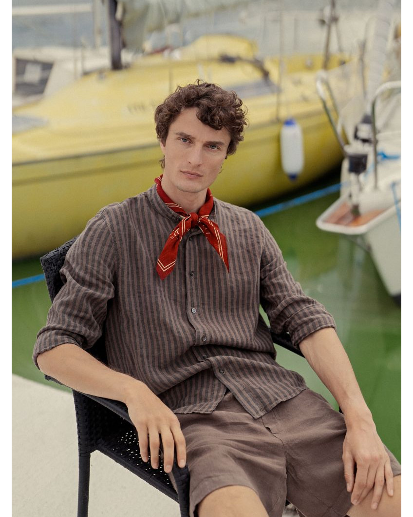 Linen shirt with stand-up collar