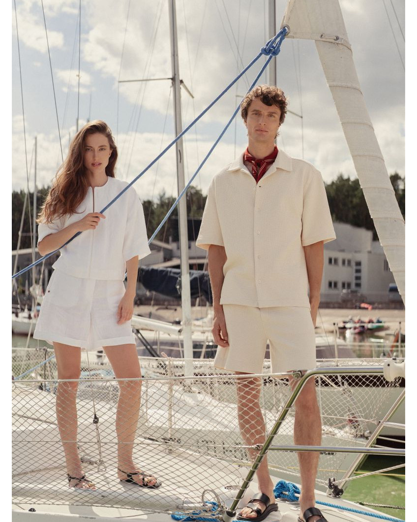 Cotton short-sleeved shirt